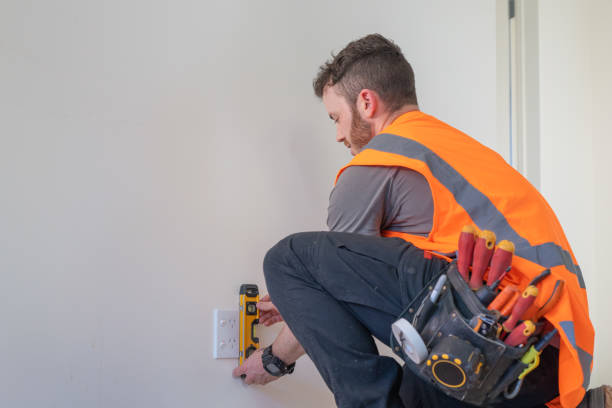 Best Affordable Emergency Electrician  in Pocono Woodland Lakes, PA